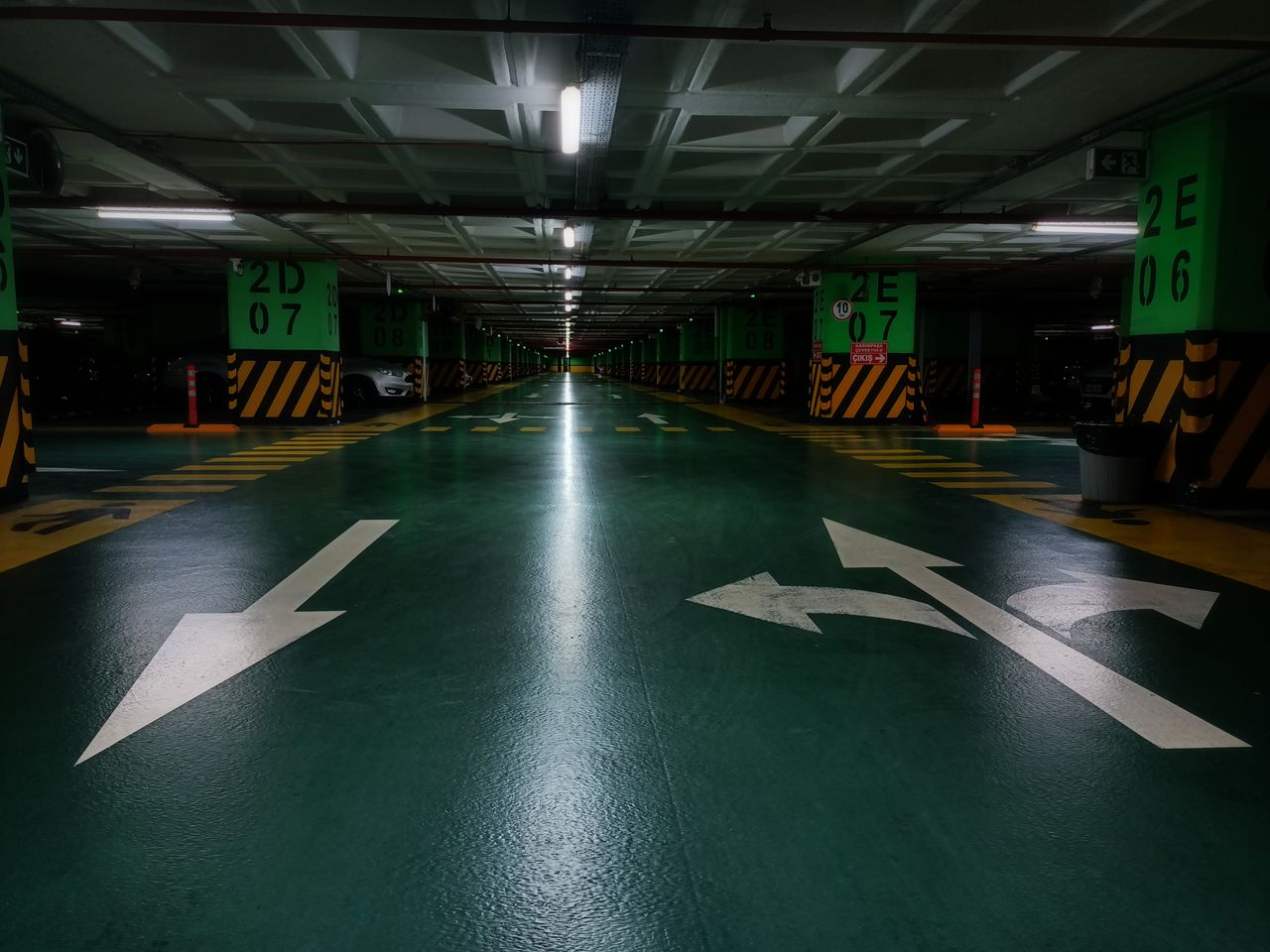 pavimento epoxi en parkings